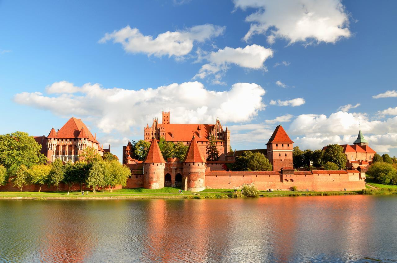Ostello Dedal Malbork Esterno foto